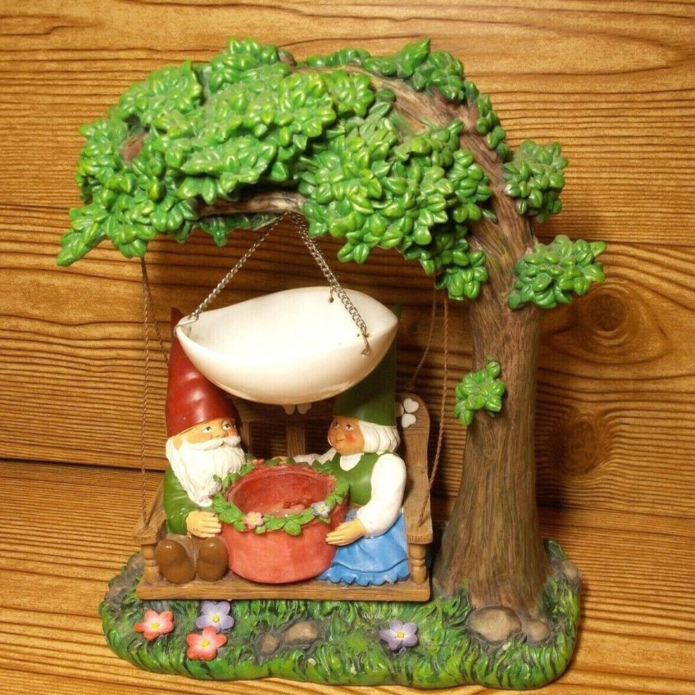 Yankee Candle Gnome  " Hang Gnome " Tea Light Hold